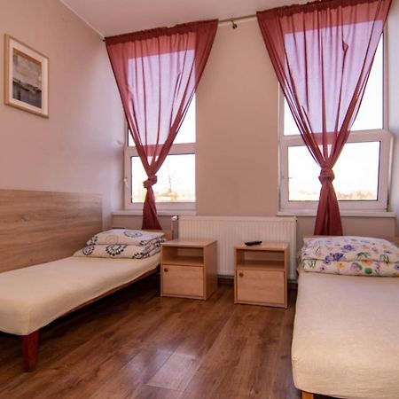Noclegi Elan Лодзь Экстерьер фото